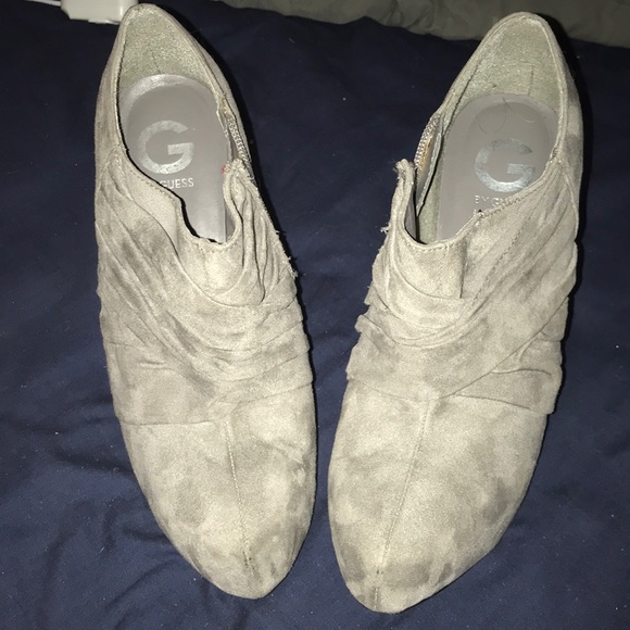 Guess high heals ankle booties - Picture 2 of 2